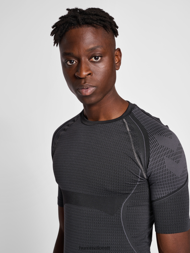 ee Hummel mehed hmlmt olli õmblusteta liibuv t-särk N6442D433 \"õmblusteta t-särk\"